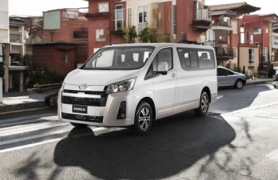 Rental Mobil Elf Bekasi