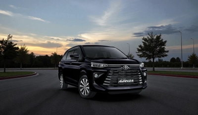 Solusi Praktis Taklukkan Macetnya Surabaya dengan Rental Mobil Avanza